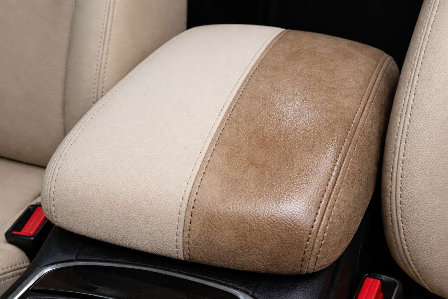 Cum se curata corect tapiteria din piele a masinii fara sa o deteriorezi